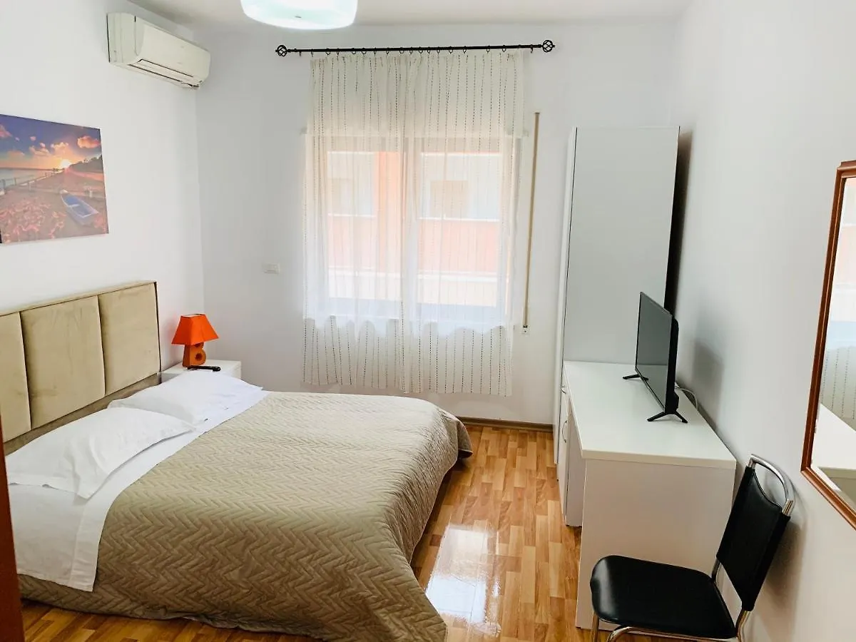 Rooms Dionis Тирана Албания