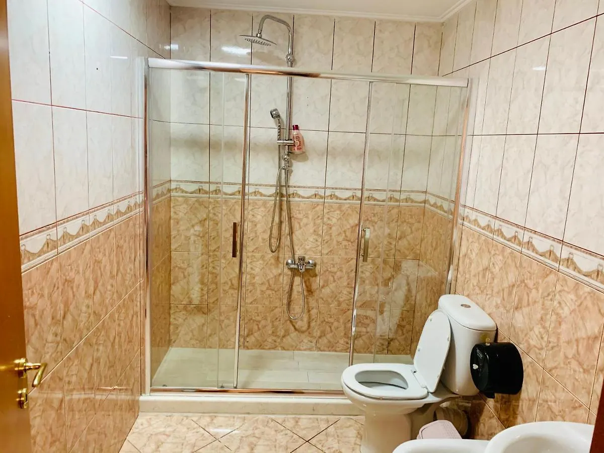 Rooms Dionis Тирана 2*,