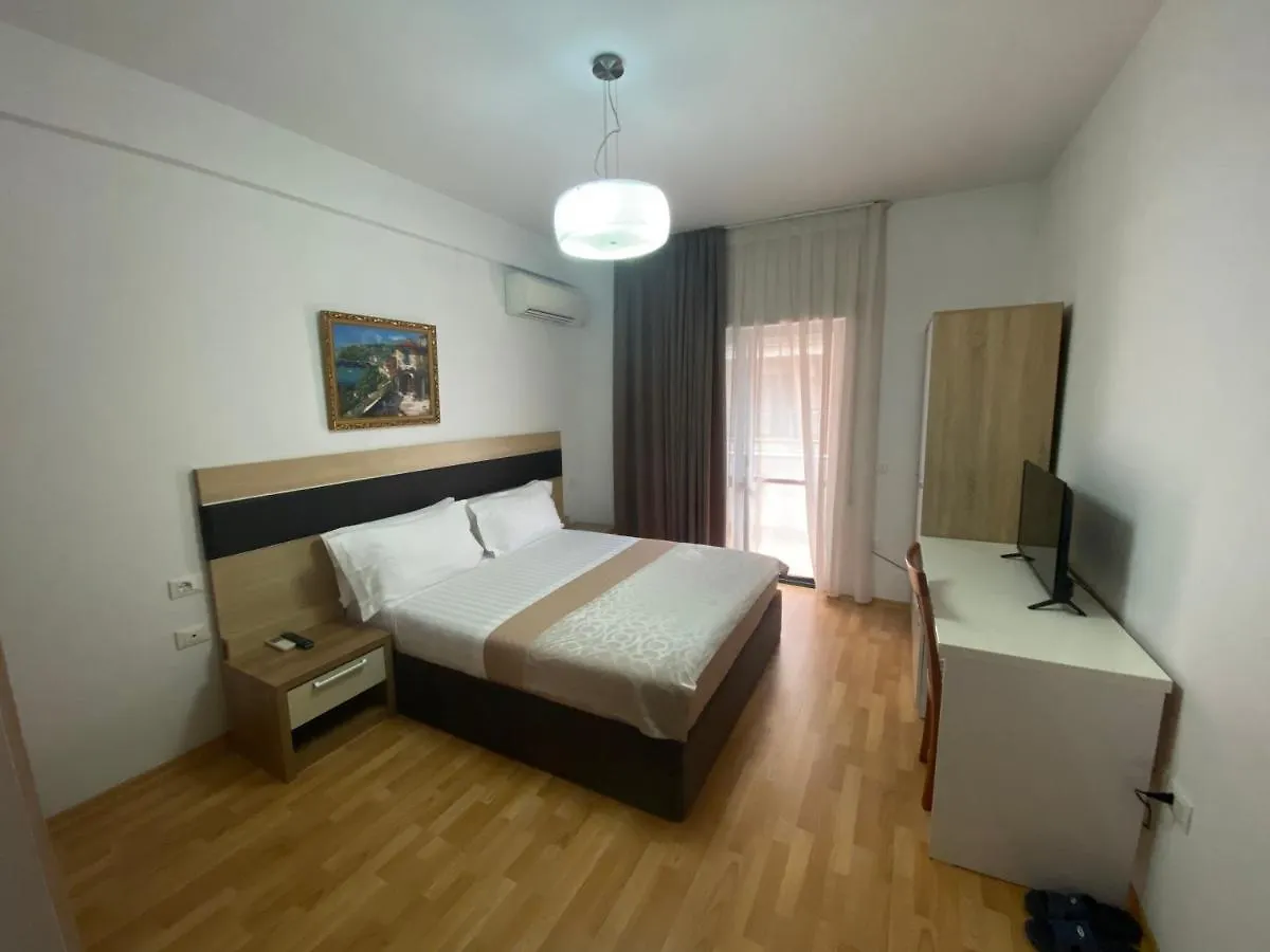 Rooms Dionis Тирана Албания