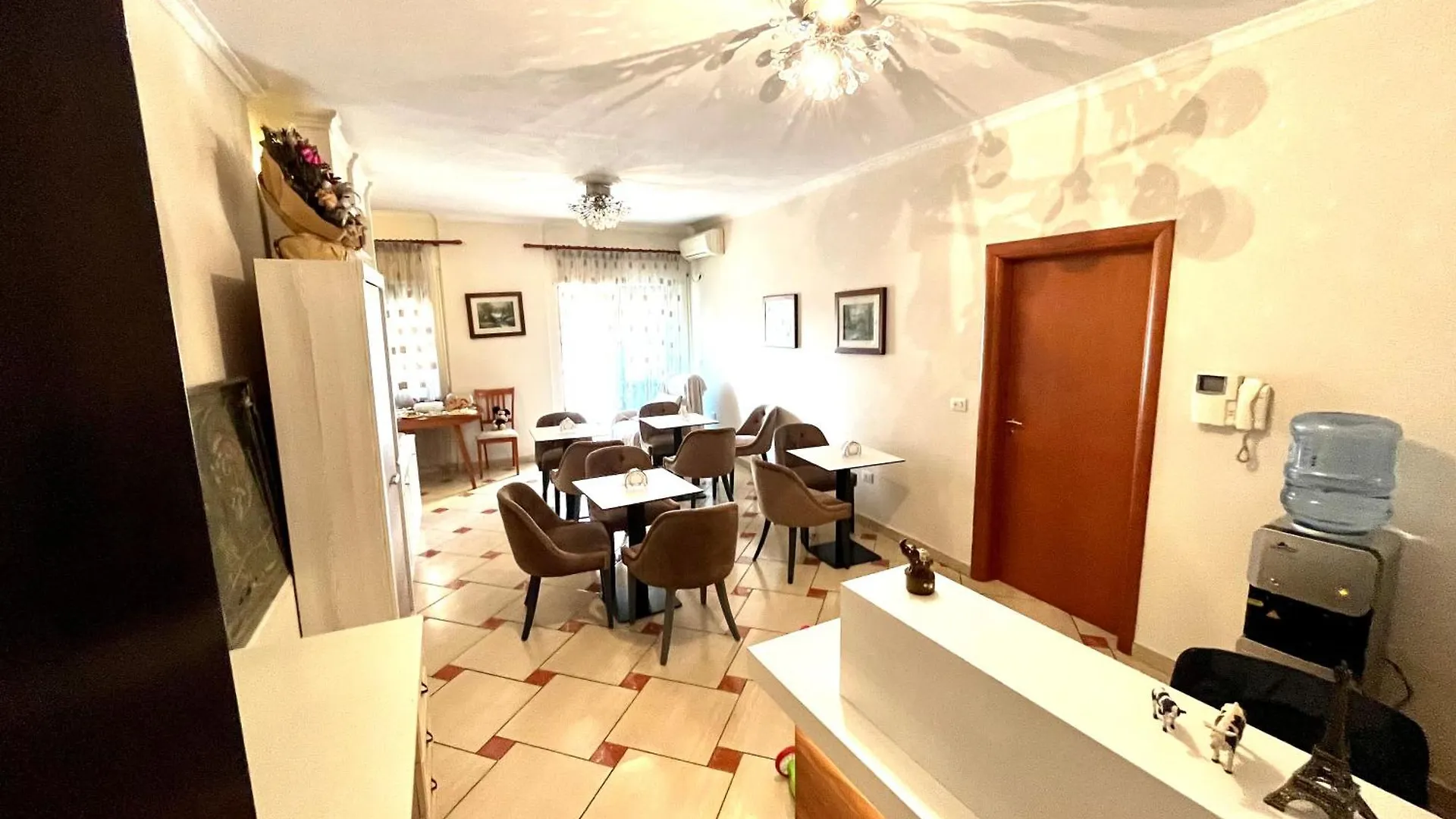 ** Гостевой дом Rooms Dionis Тирана Албания
