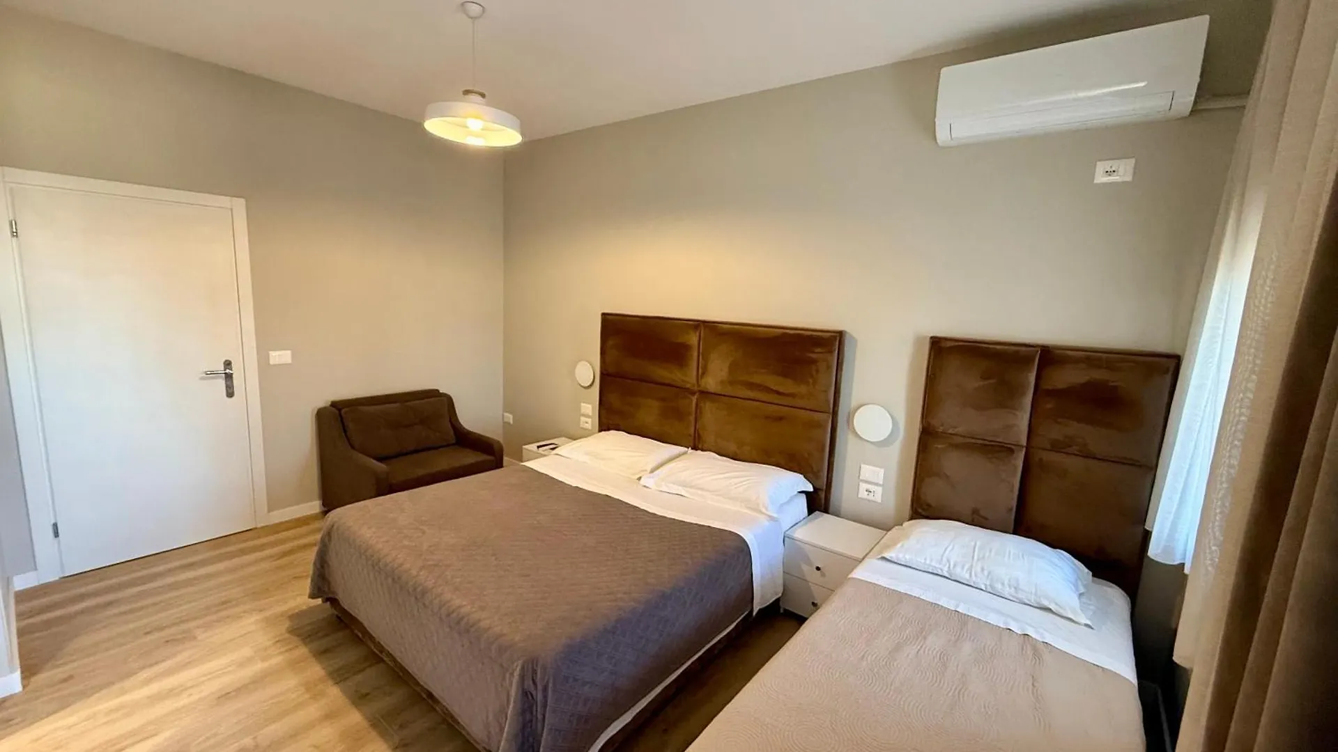 Rooms Dionis Tirana Guest house