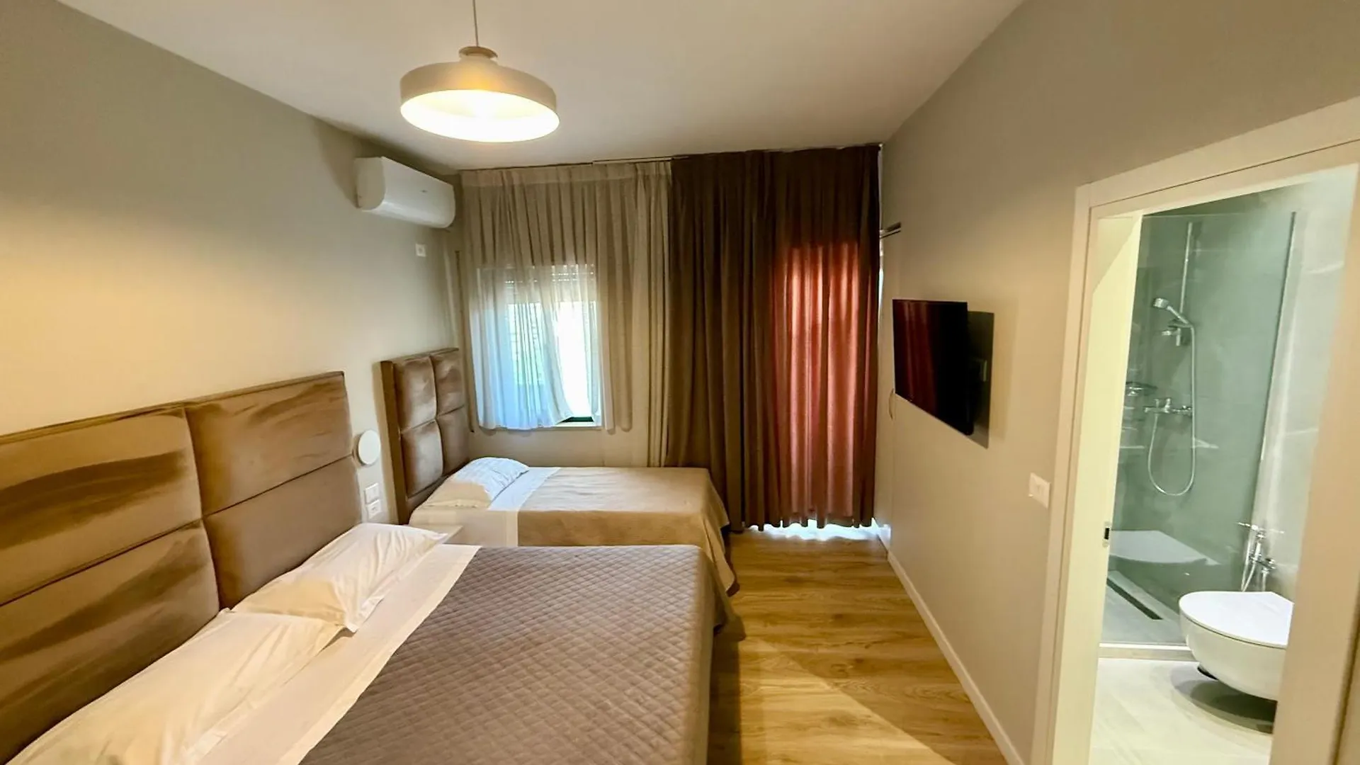Rooms Dionis Tirana