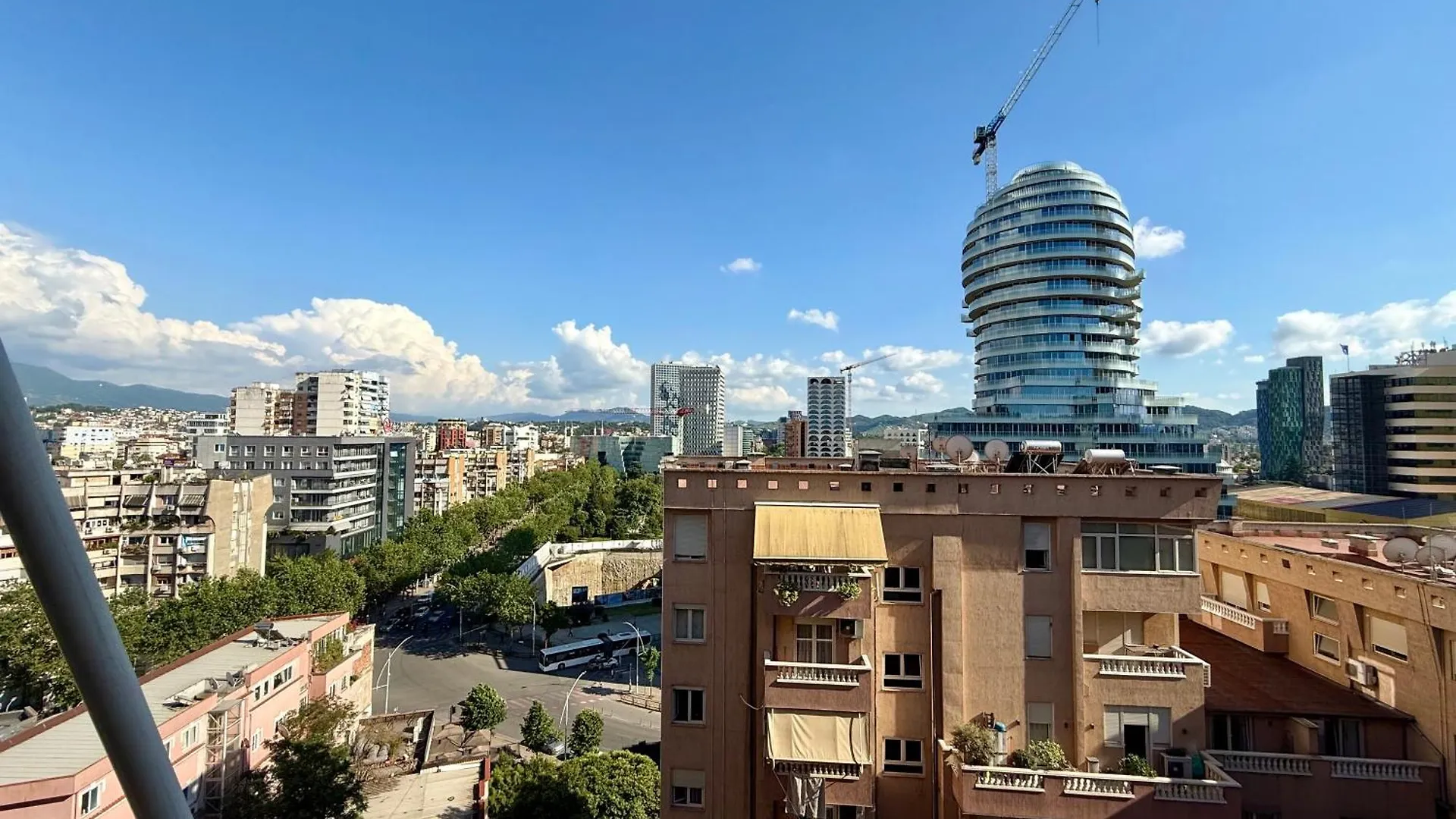 Rooms Dionis Tirana