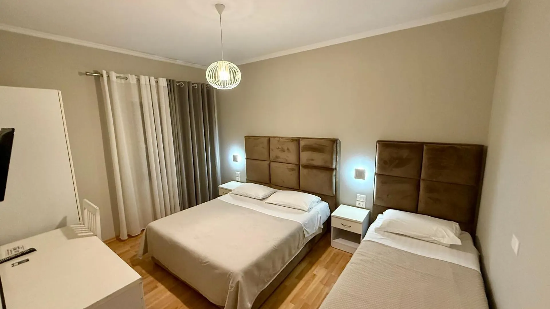 Guest house Rooms Dionis Tirana
