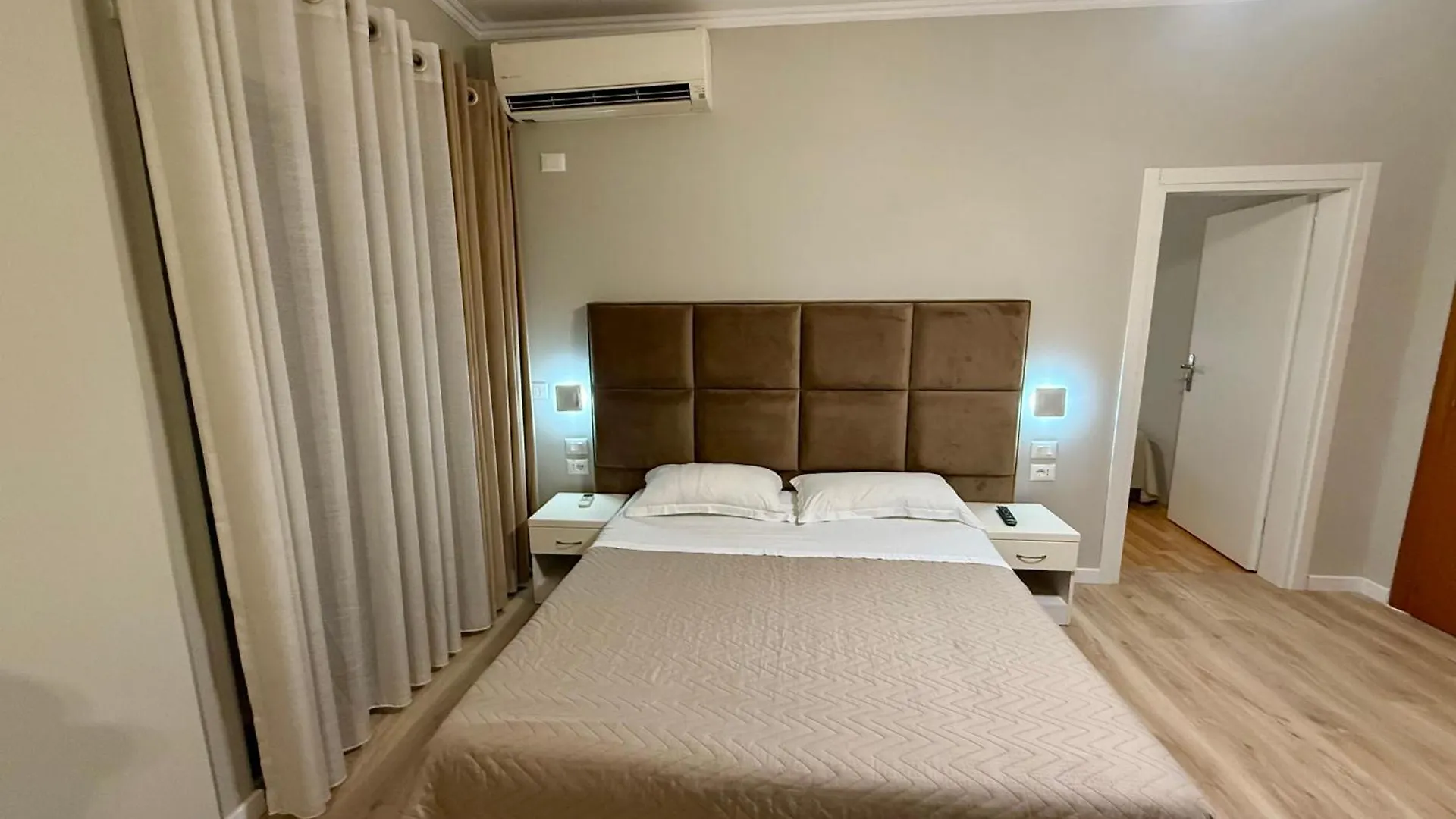Rooms Dionis Tirana Albania