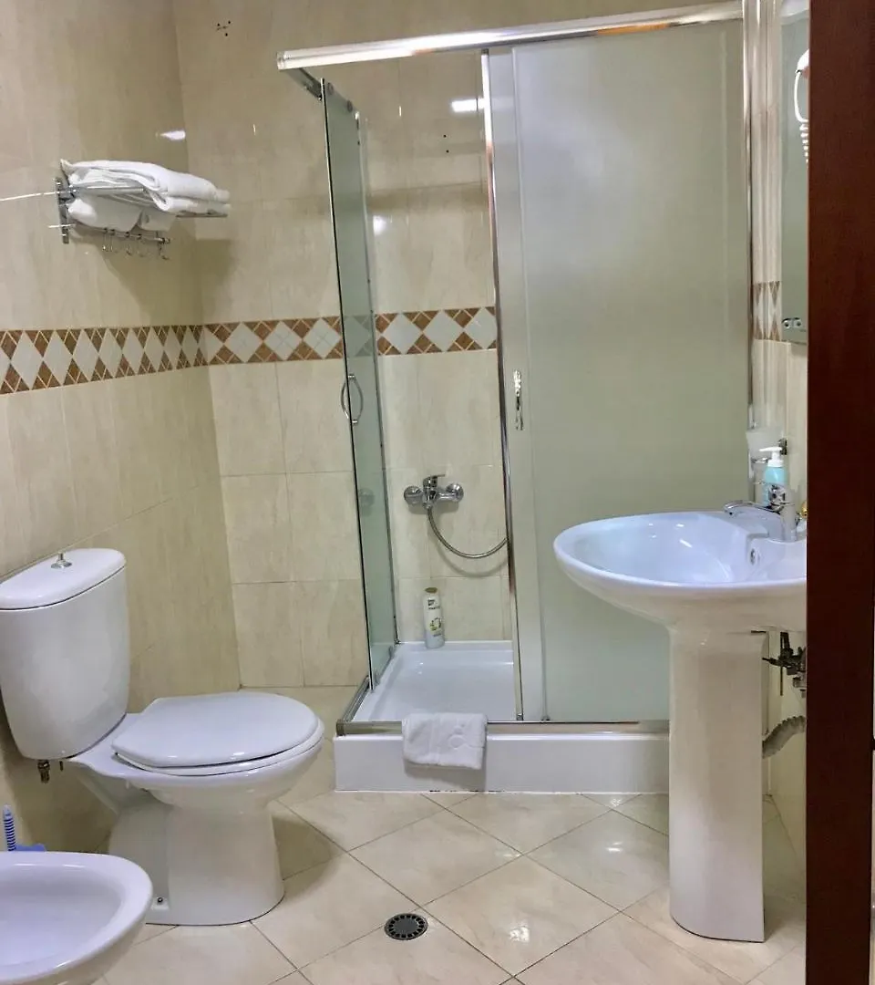 Rooms Dionis Тирана Албания