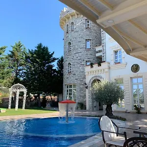 Otel Castle Konti, Vasqarr
