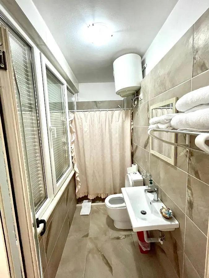 Rooms Dionis Tirana