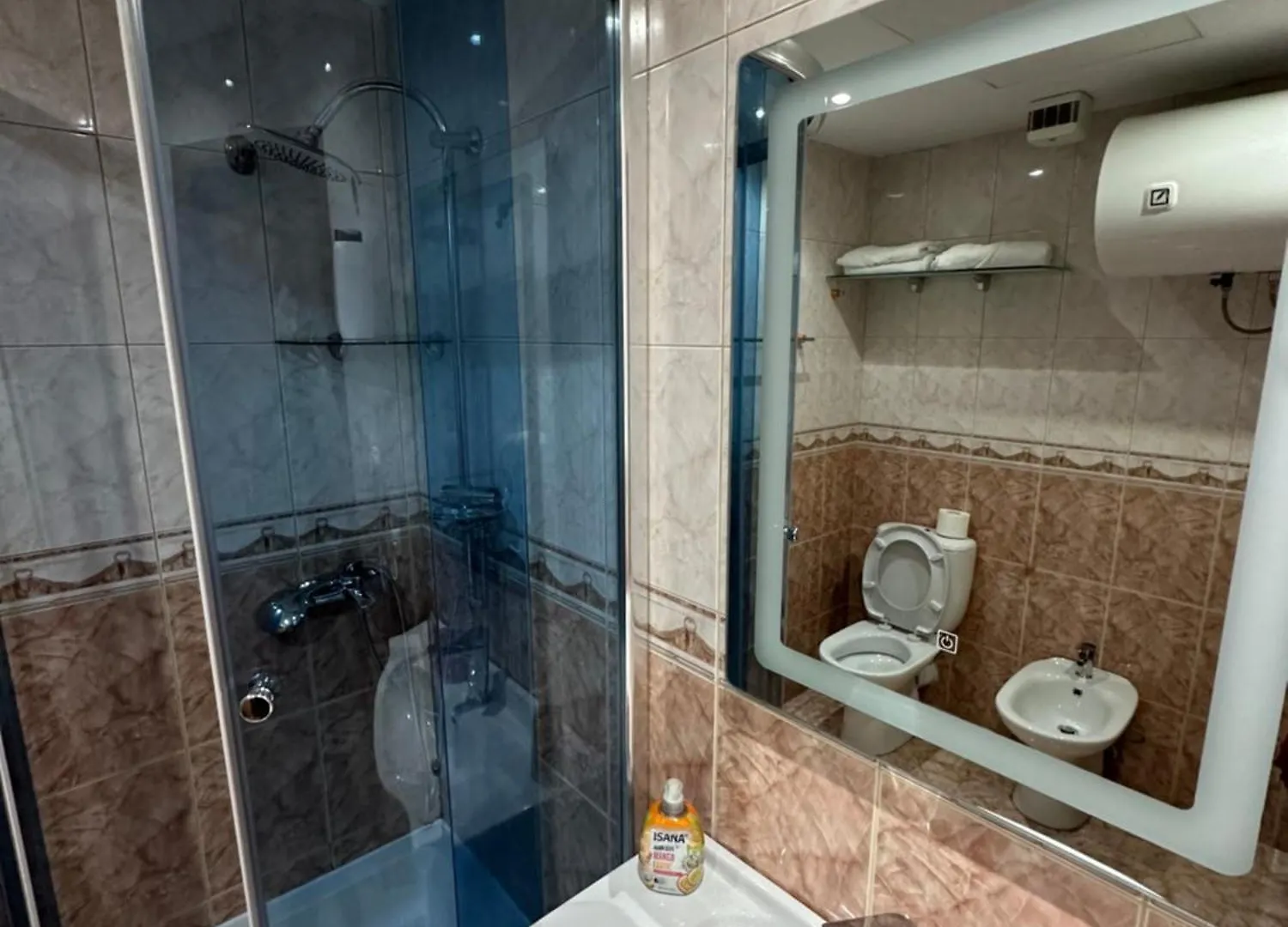 טיראנה Rooms Dionis בית הארחה